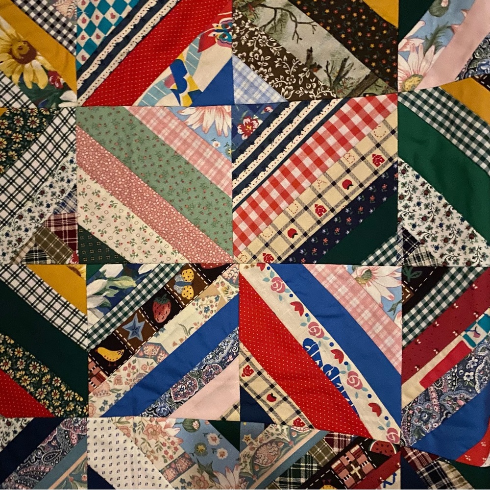 Handmade Patchwork Quilt Red Trim Baby Lap Throw Blanket Table Topper 48x48 - Picture 4 of 6